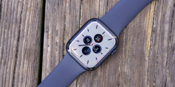 Apple watch series 8